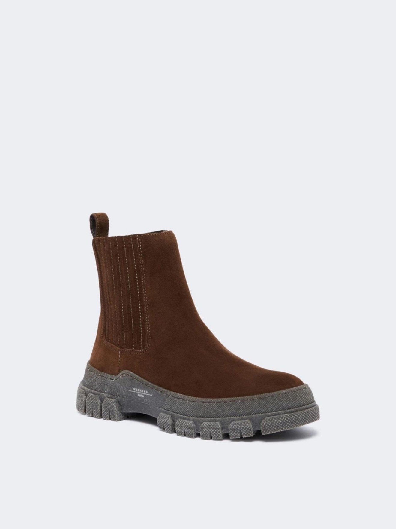 Botins em Camur�a GENEPI