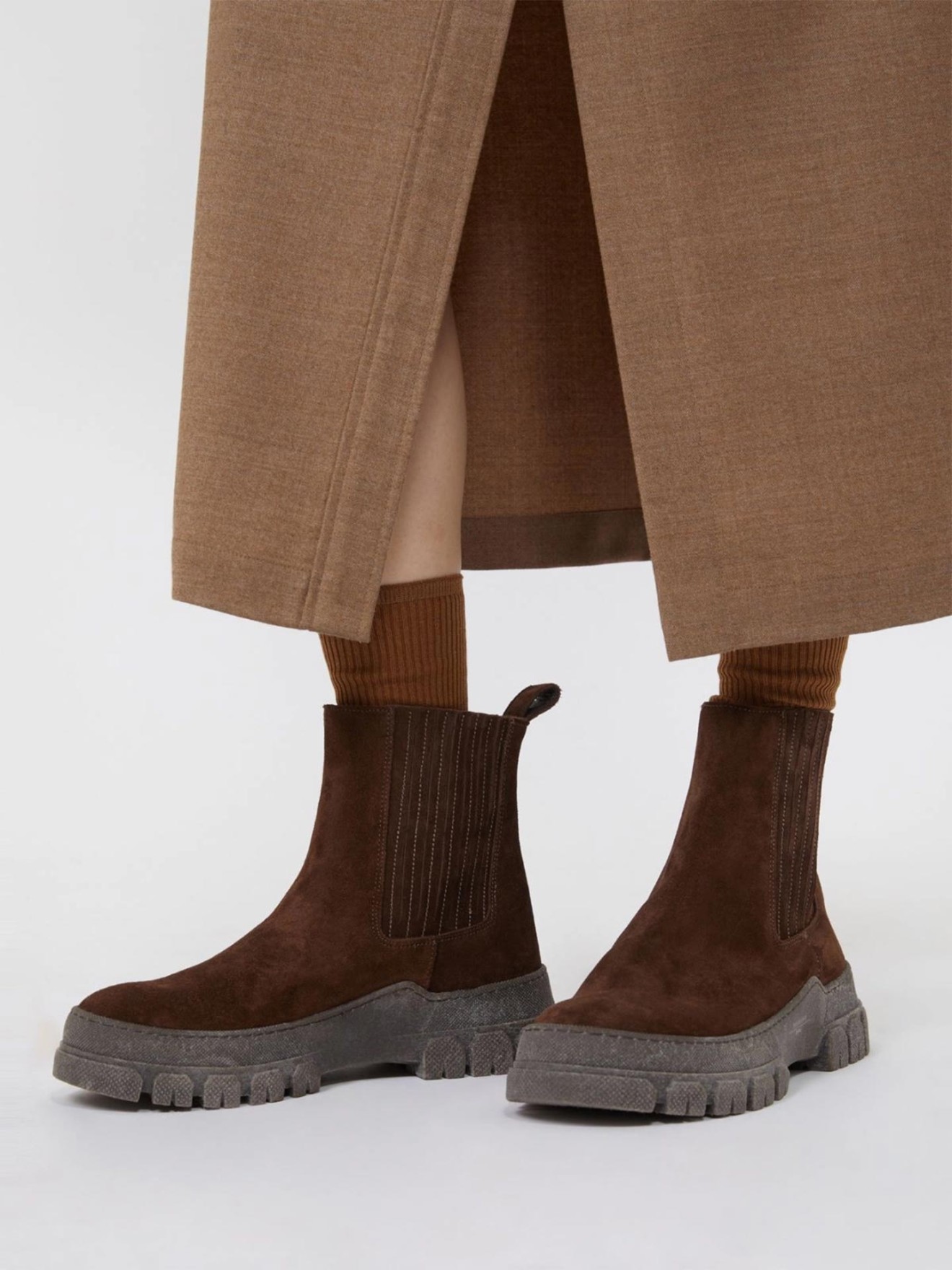 Botins em Camur�a GENEPI