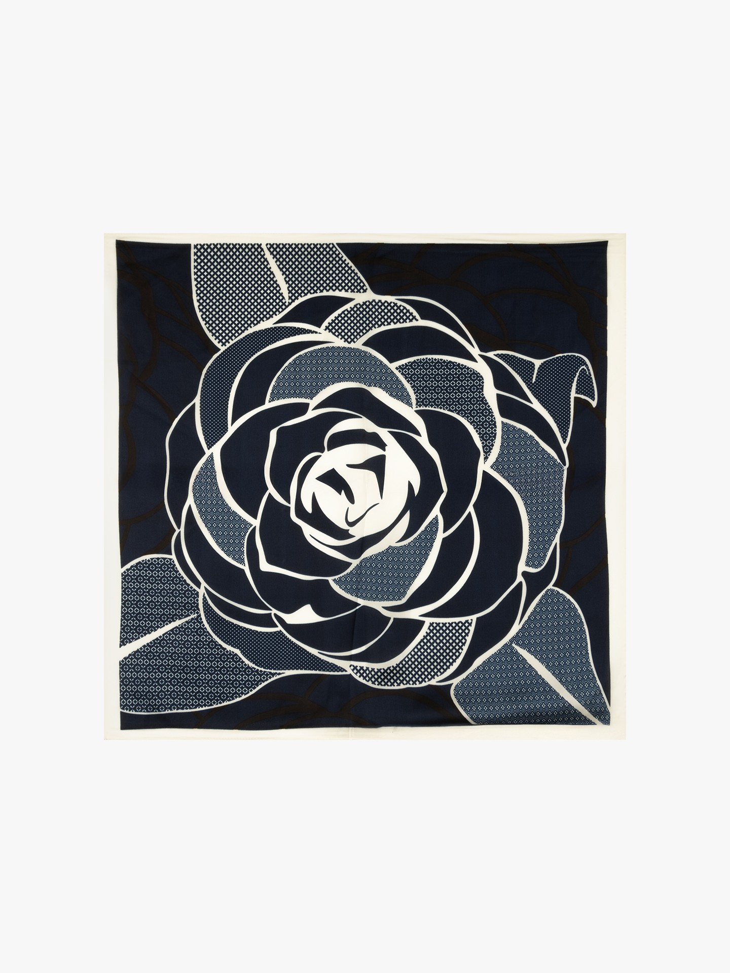 Len�o Quadrado com Padr�o Floral