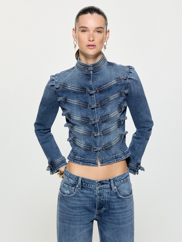 Blusão Cropped Slim Fit