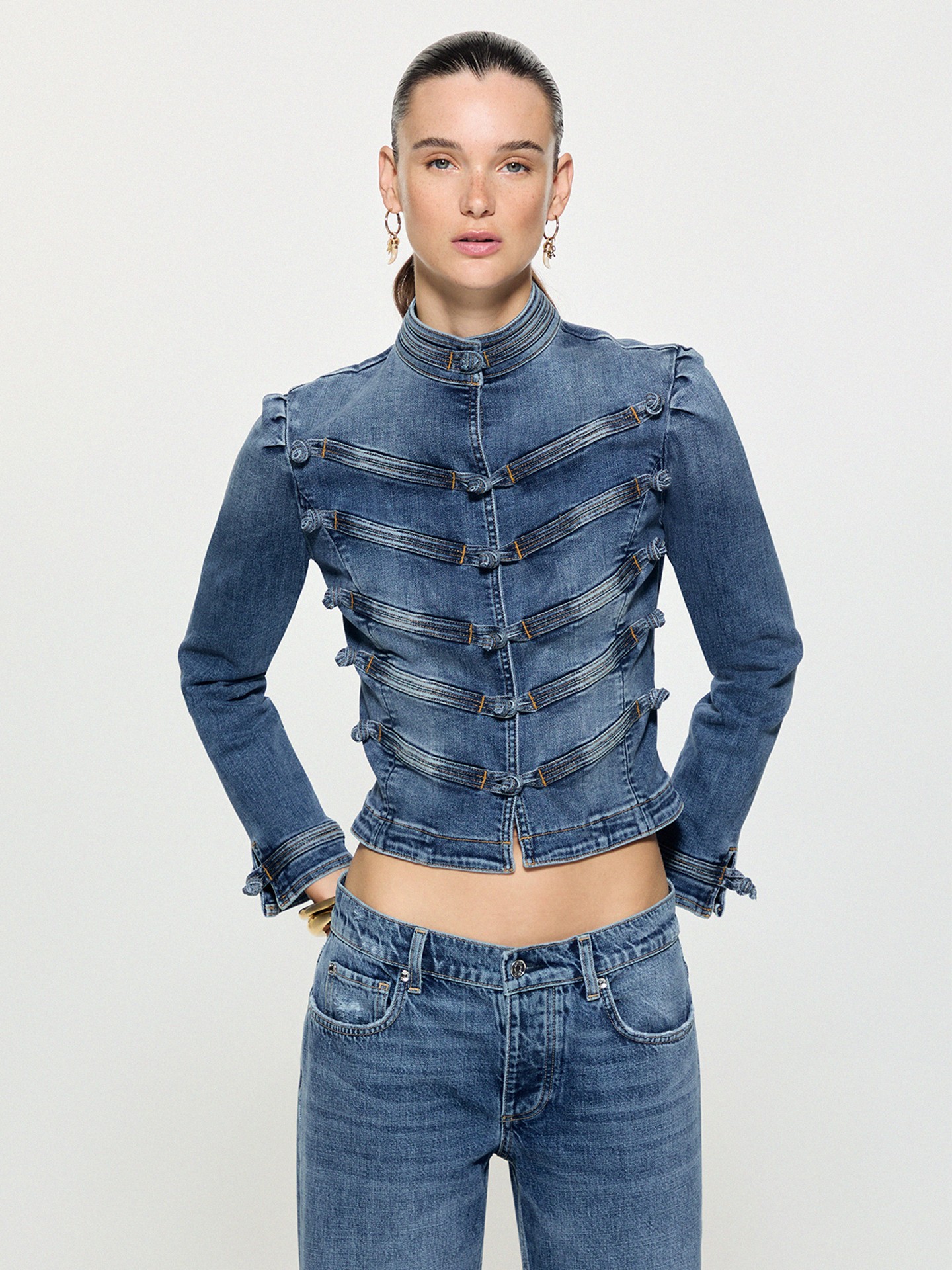 Blusão Cropped Slim Fit