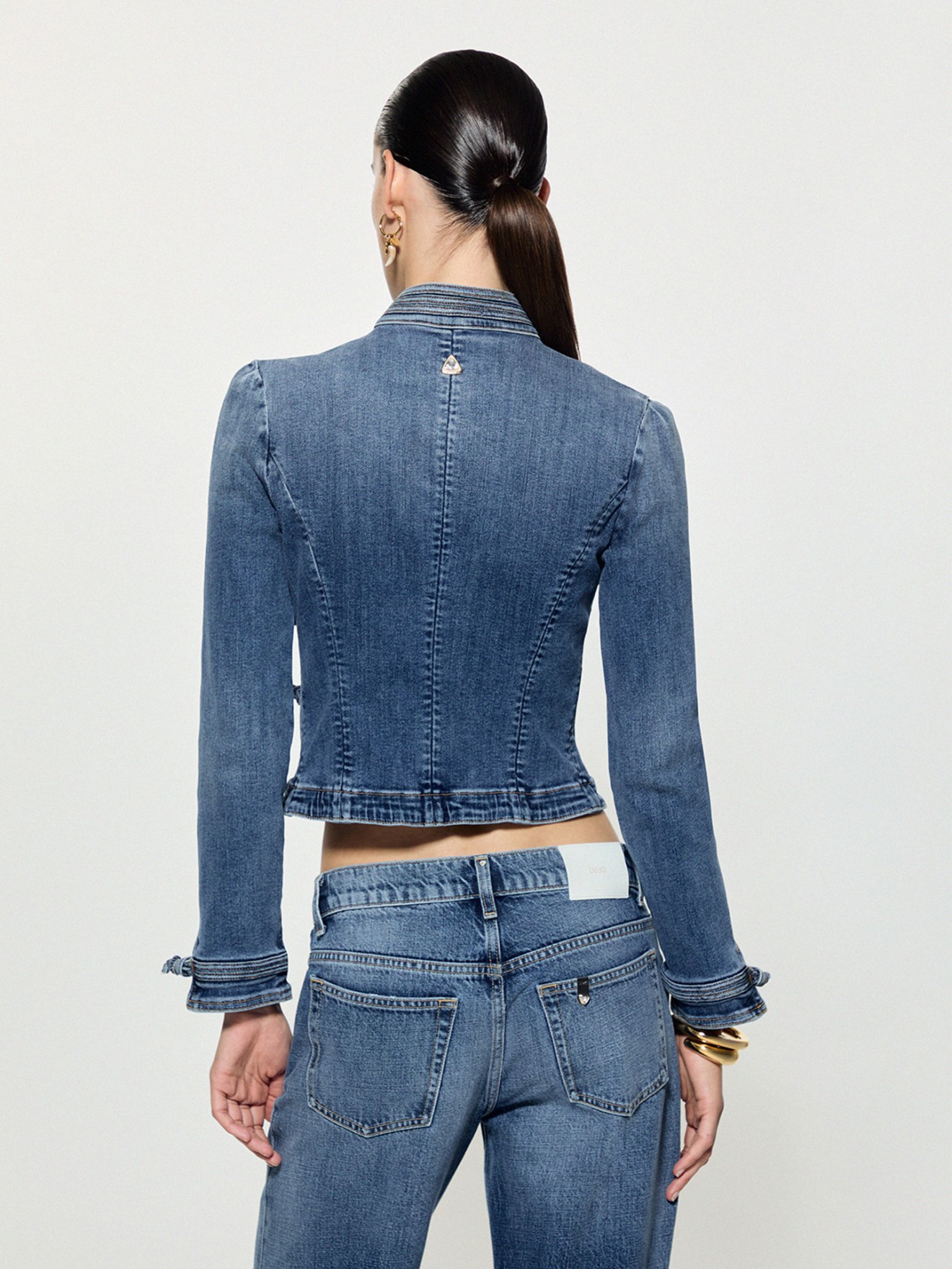 Blusão Cropped Slim Fit