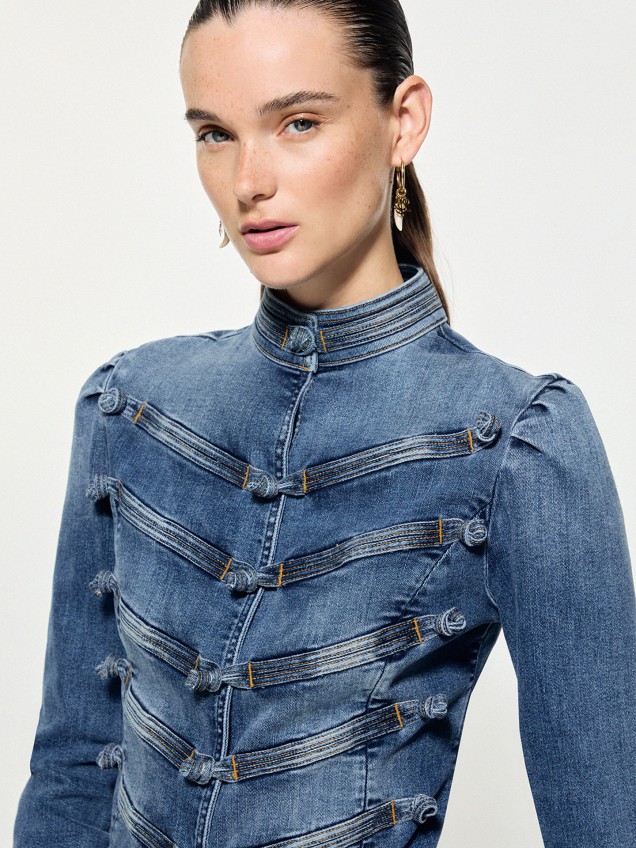 Blusão Cropped Slim Fit