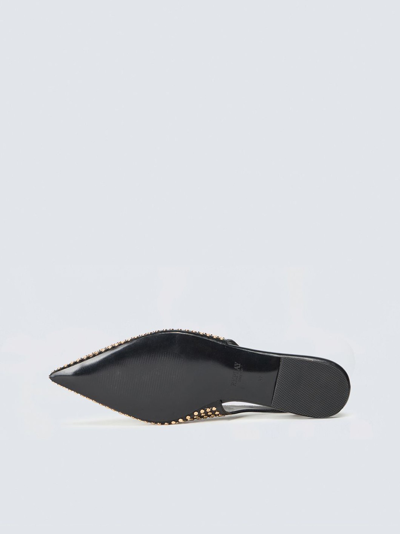 Slingbacks Viviane Core com Tachas