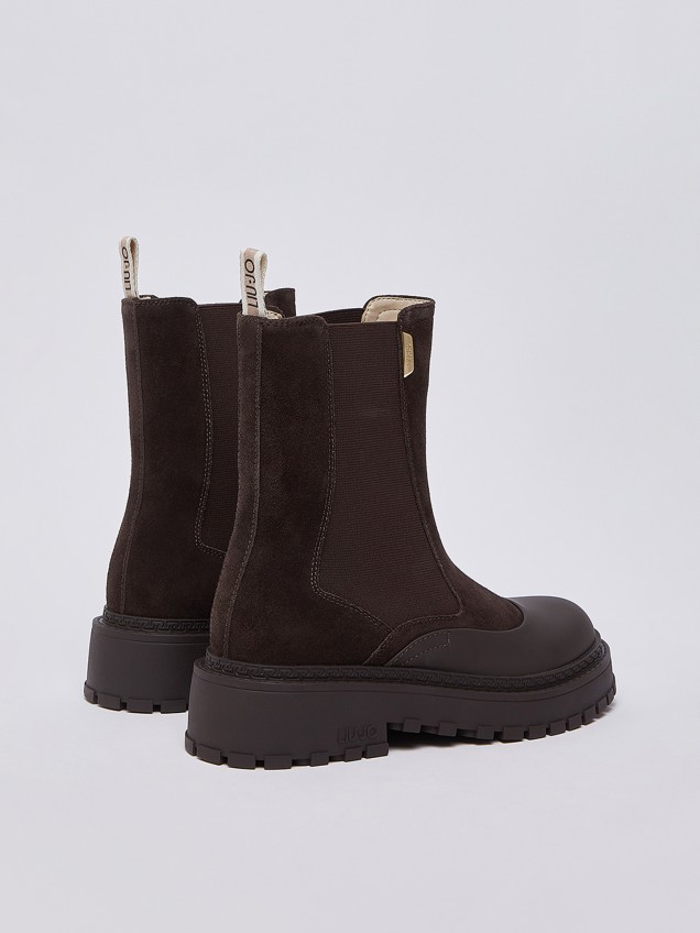 Botins Chelsea em Camurça