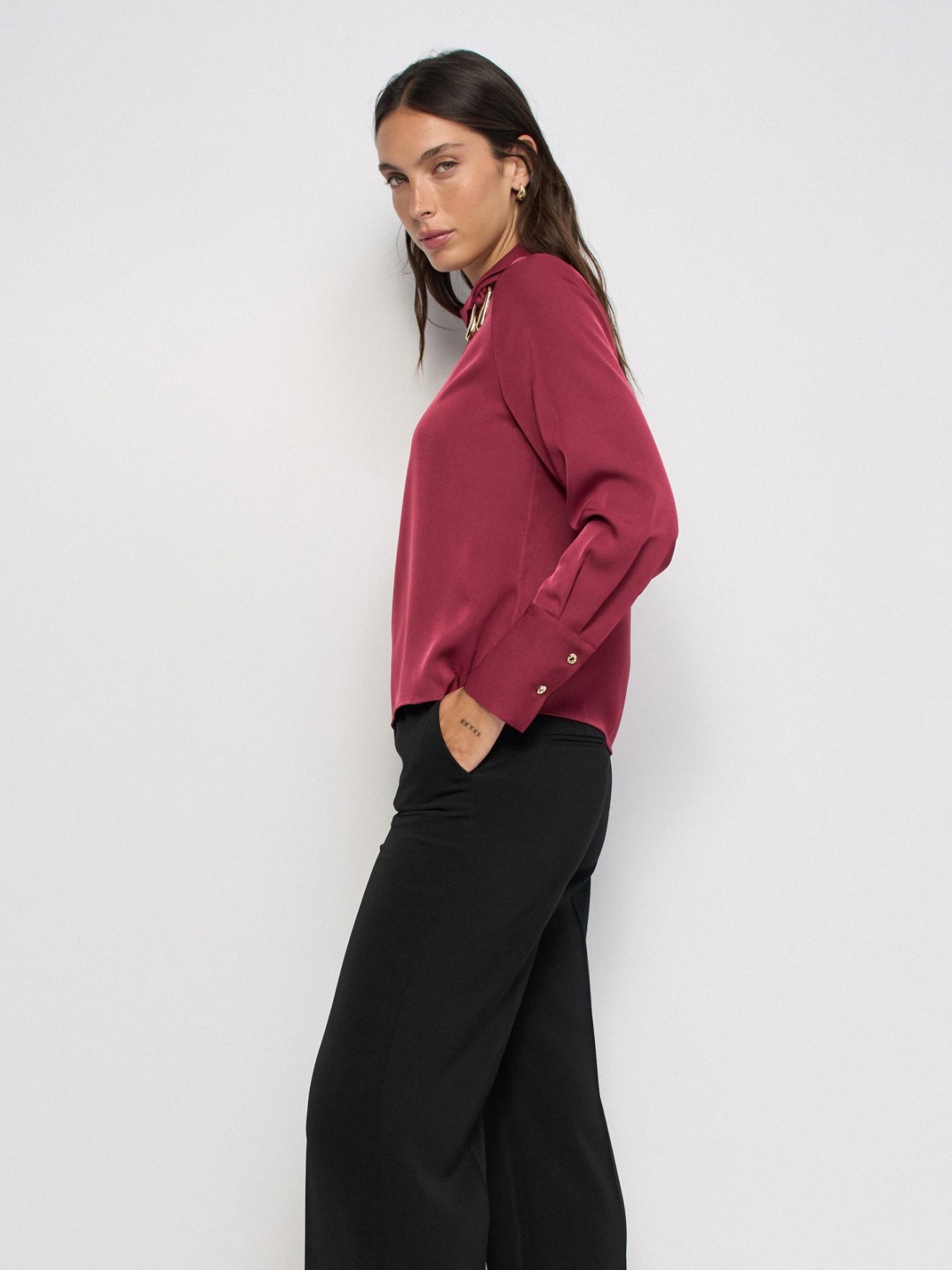 Blusa Slim Fit com Aplica��o Met�lica