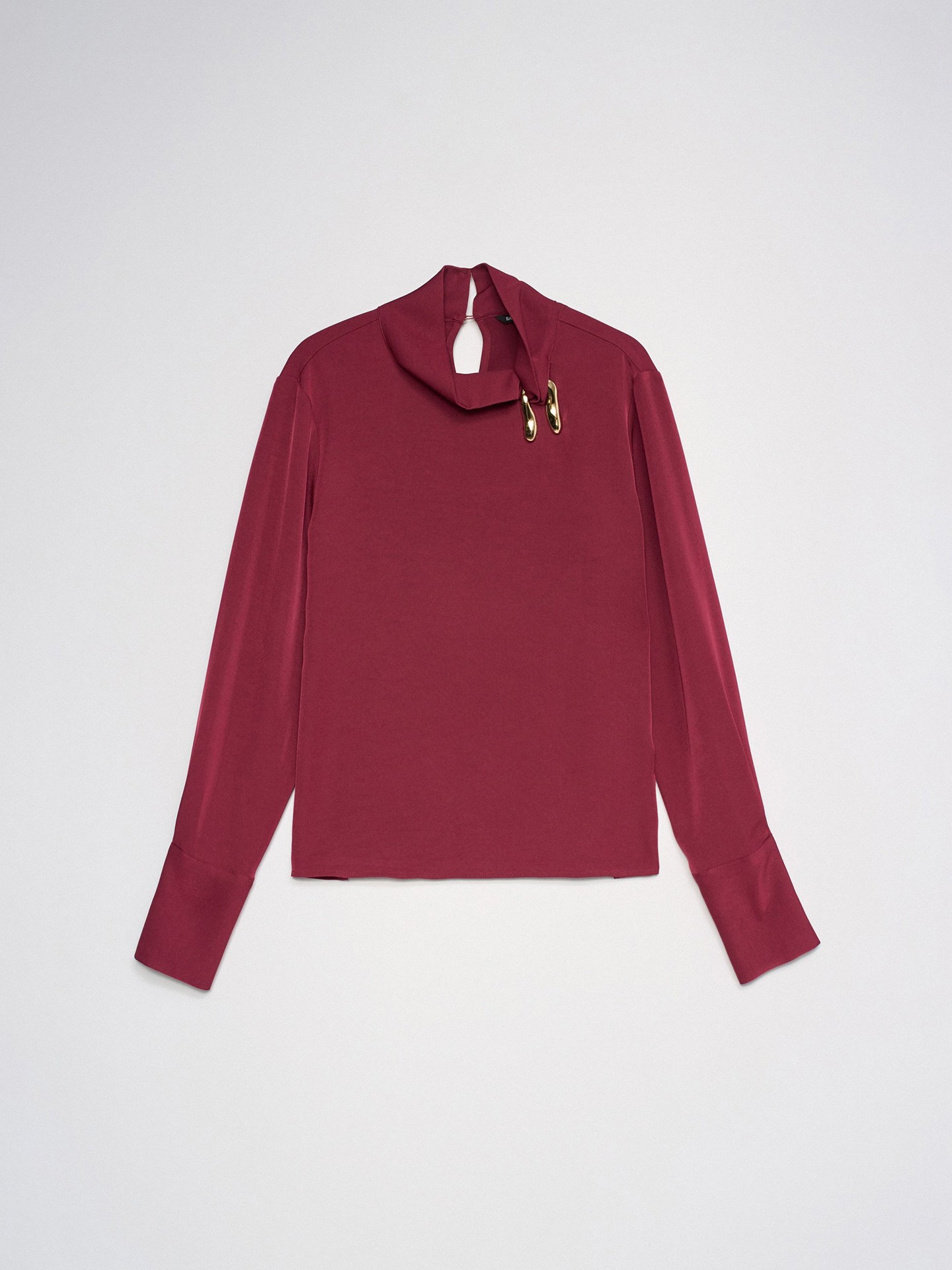Blusa Slim Fit com Aplicação Metálica
