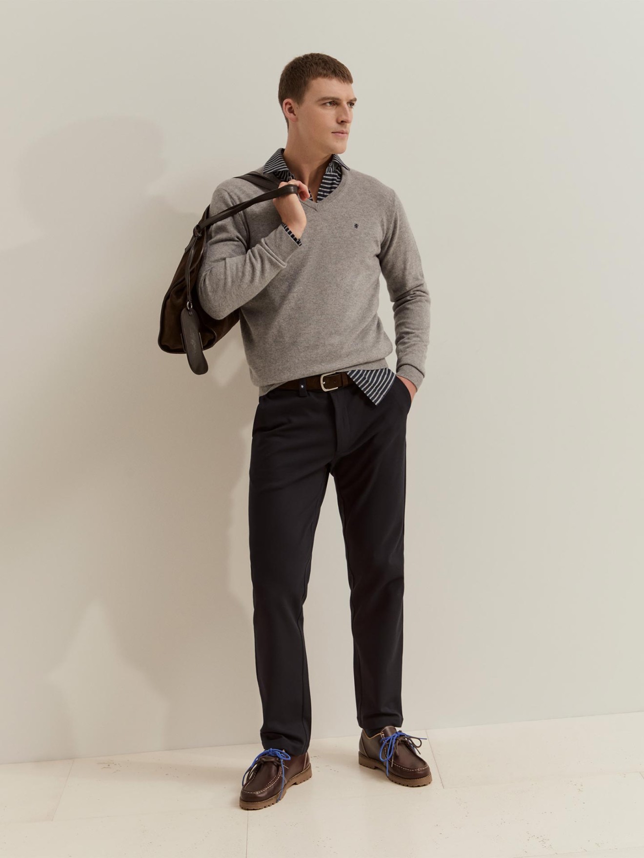 Camisola em Lã Merino com Decote em V