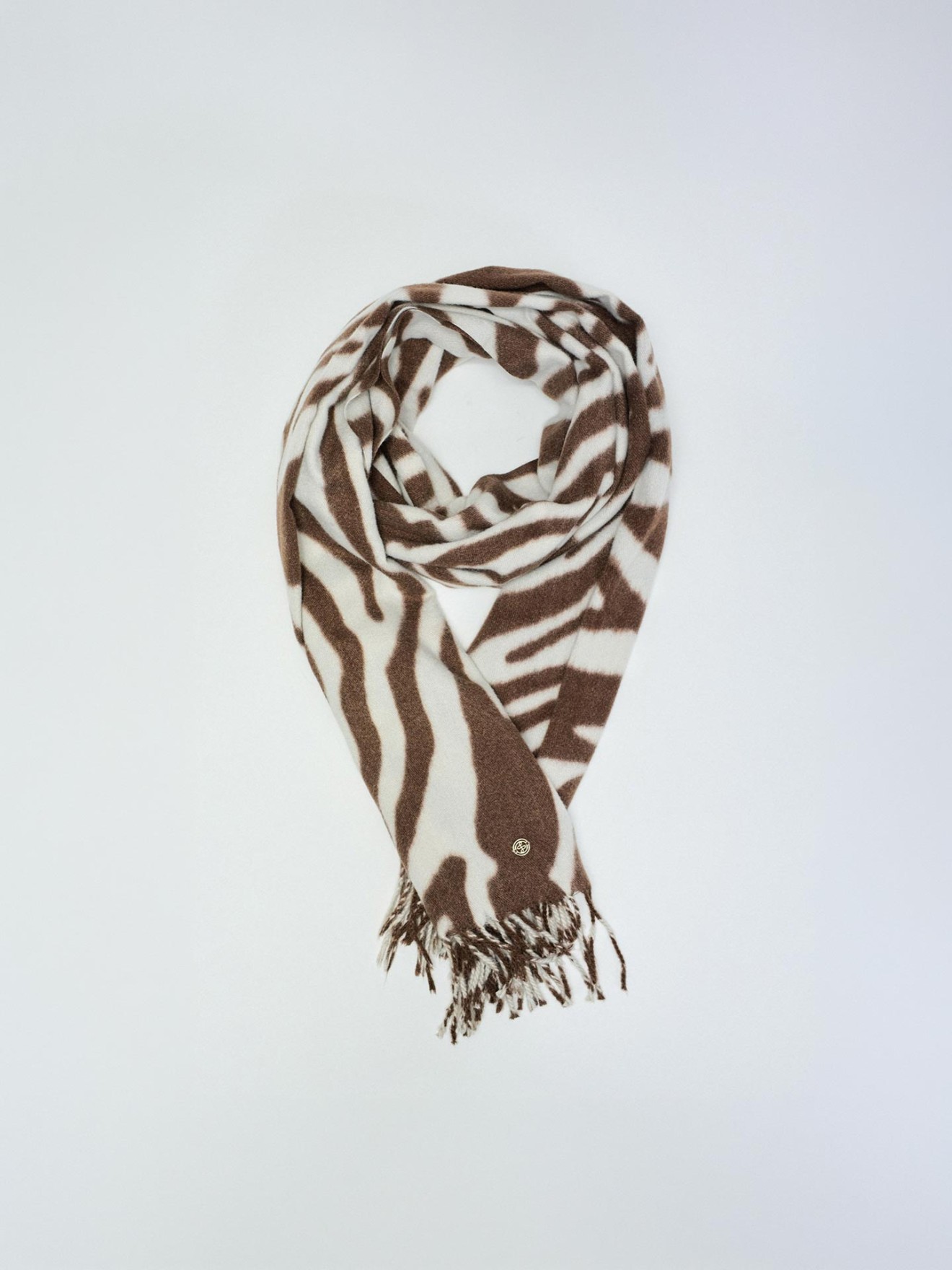 Cachecol Animal Print com Franjas
