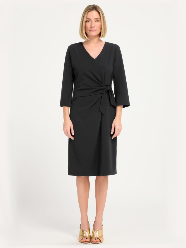 Vestido com Decote em V Wira